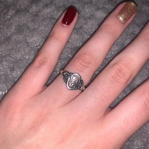 James Avery swirl ring